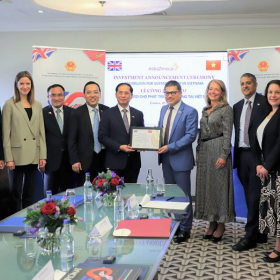 AstraZeneca Vietnam Honored with CSA award 2024 3